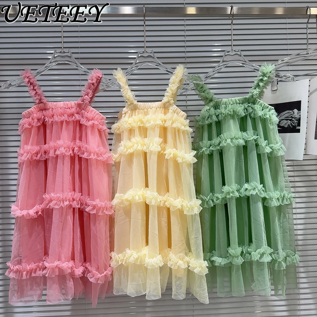 

Summer New Sweet Temperament Holiday Style Off-the-shoulder Mesh Suspender Dress Fashionable Girls Versatile Solid Color Dresses