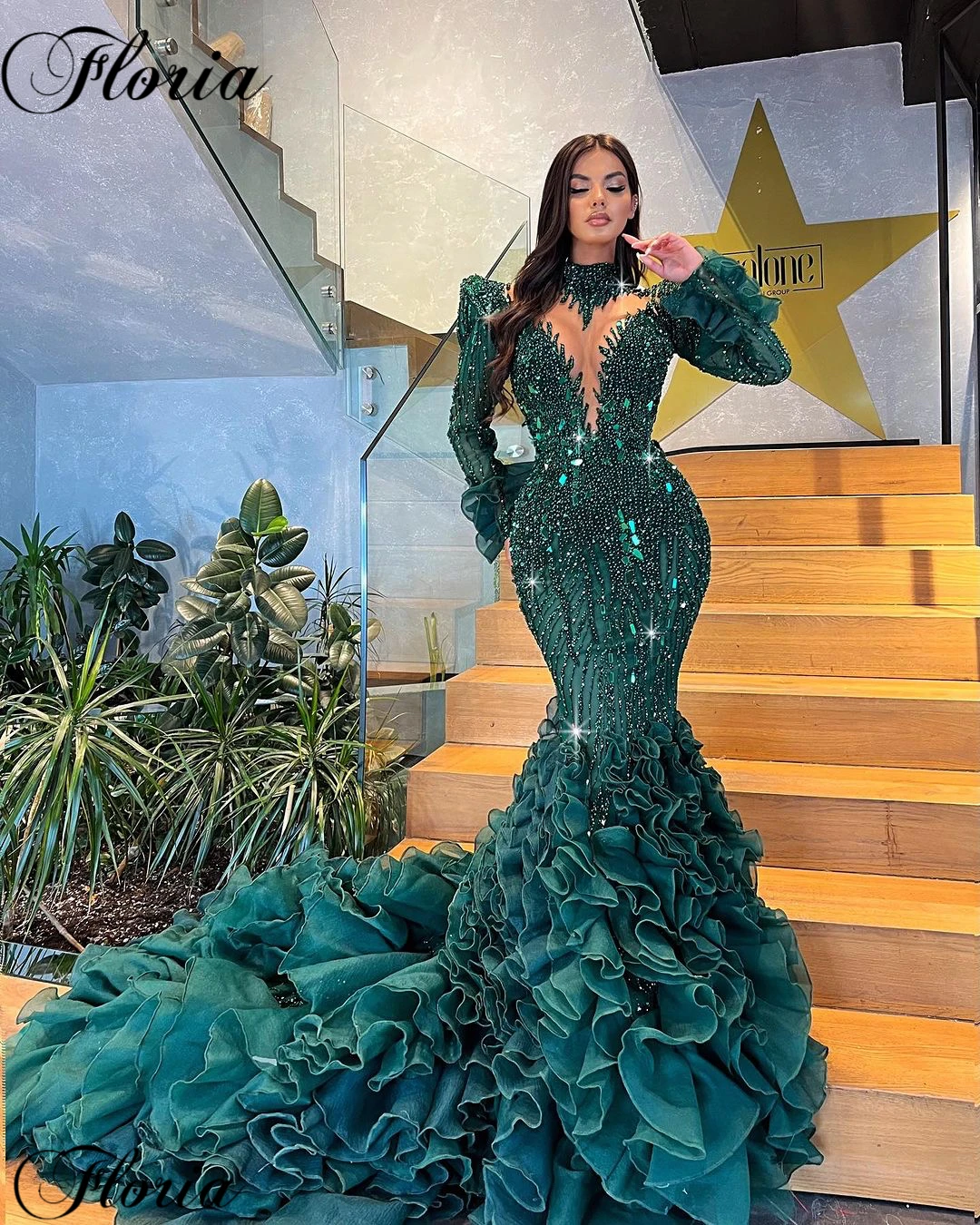 

2023 Newest Green Beaded Evening Dresses Mermaid Long Sleeves Formal Occasion Dresses Luxury Robes De Soirée Backless Party Gown