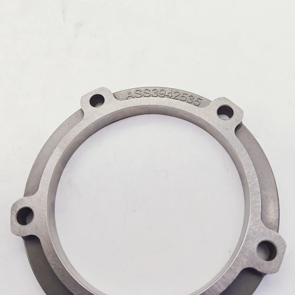 Original High Quality New For 4024883 For Cummins C8.3 8.3C 6C ISC ISL Front Main Crankshaft Carrier Oil Seal