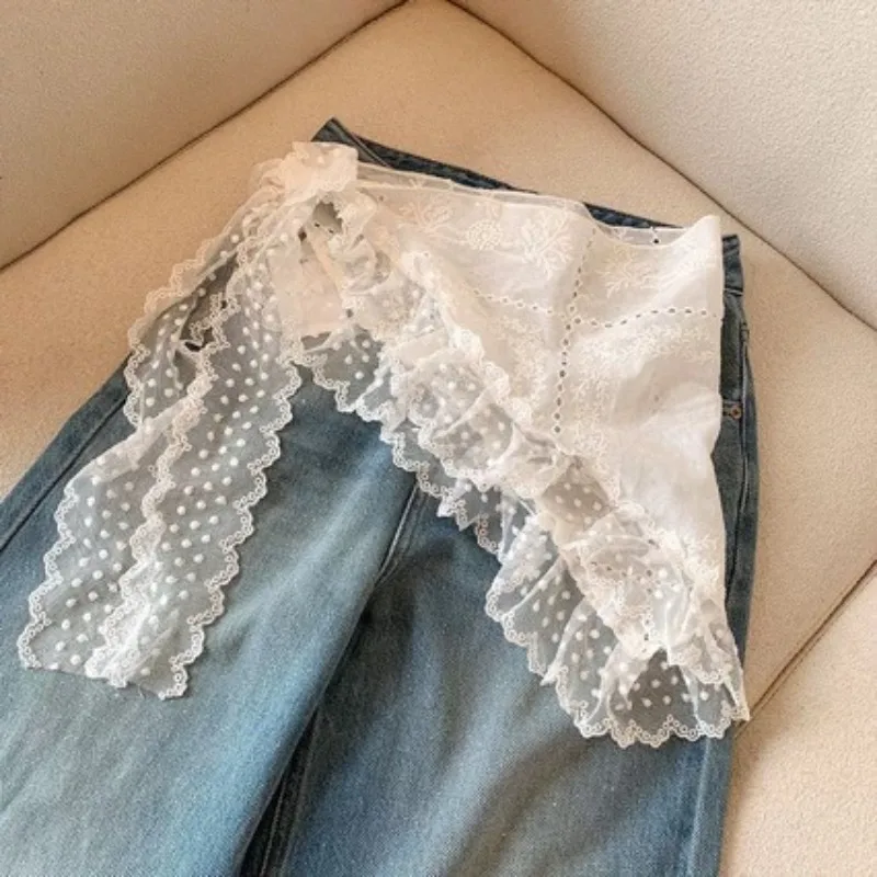 

Triangle Bandana Lace Floral Trim Reversible Head Scarf Half Skirt Wrap for Women Retro Layered Premium Lightweight Elegant
