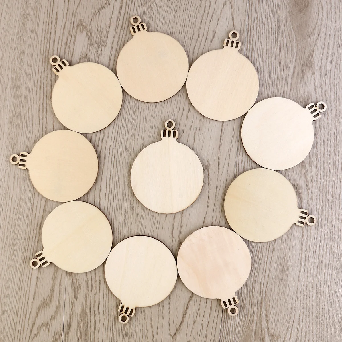

10Pcs Wood Slice Bell Ornament for Christmas Decoration Craft Projects DIY Gift Tags Scrapbooking Wooden Embellishments