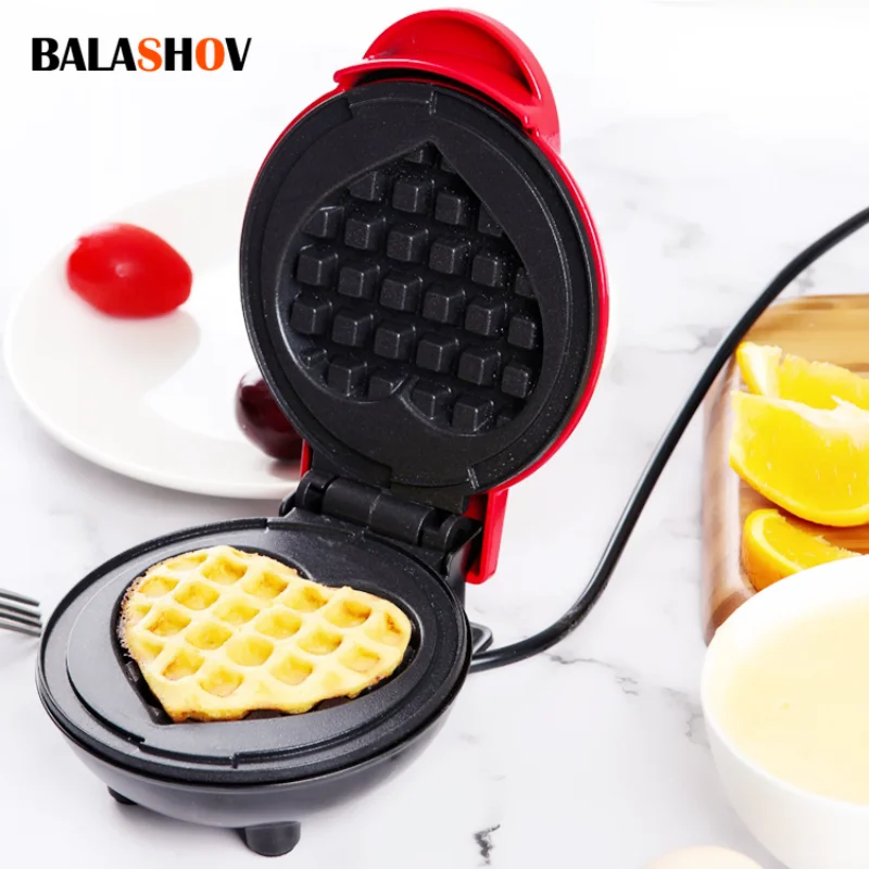 Mini elektryczna gofrownica Bubble Egg Cake Oven Breakfast Love Heart Shaped Waffle Maker Cooking Appliance 220V EU Plug