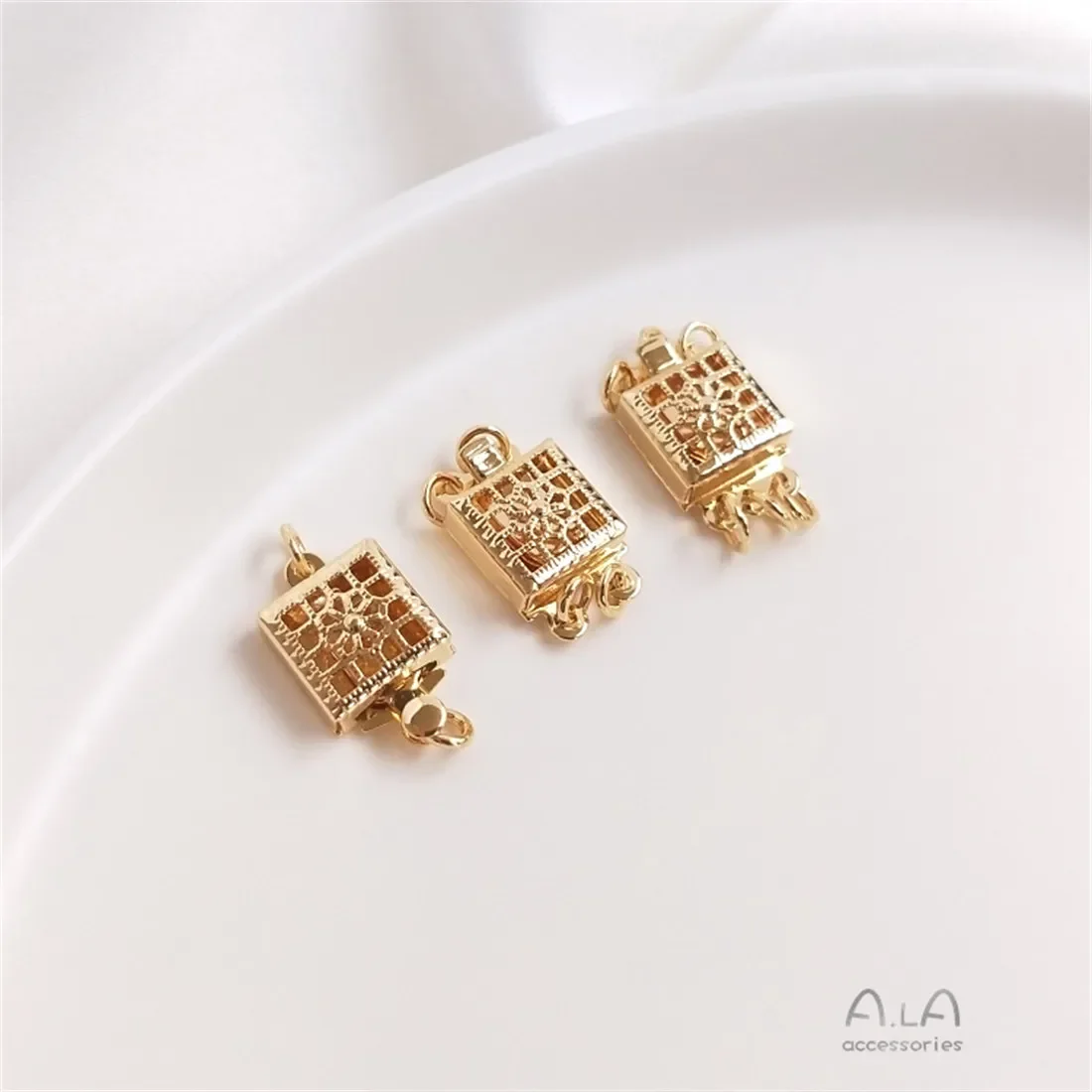 14k banhado a ouro a céu aberto pérola fivela fantasia esculpida pulseira colar acabamento fivela conexão fivela acessórios diy