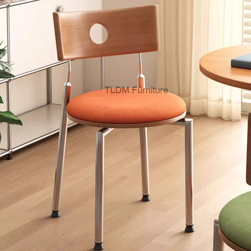 Chair Chair Internet Celebrity Modern for Living Room Arc Dining Backrest Chair Designer Kitchen Furniture Stackable Soft Bag