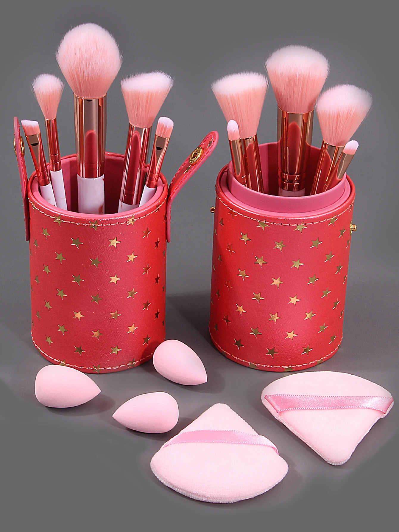 10 pezzi di pennelli per trucco in marmo rosa + 3 mini uova di bellezza + 2 sbuffi di cipria triangolari + un secchio di stoccaggio ad alto livello di aspetto