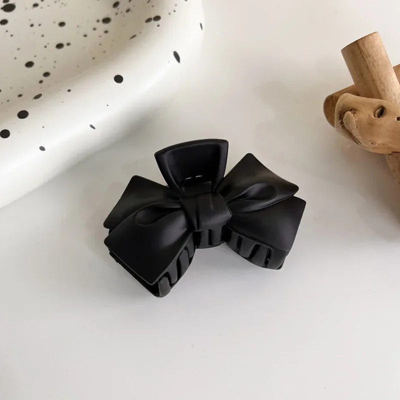 Solid Black Matte Large Acrylic Hair Claws Hairpins Shark Clip Barrette Crab Hair Clips Headwear for Women Hair Accessories