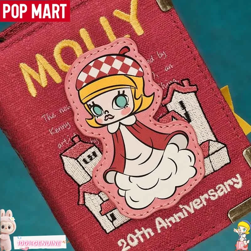 

POPMART Molly 20th Anniversary Scenery Along The Way Series: Слепая коробка-сюрприз в форме книги, мини-кошелек-брелок, подарок для фанатов аниме