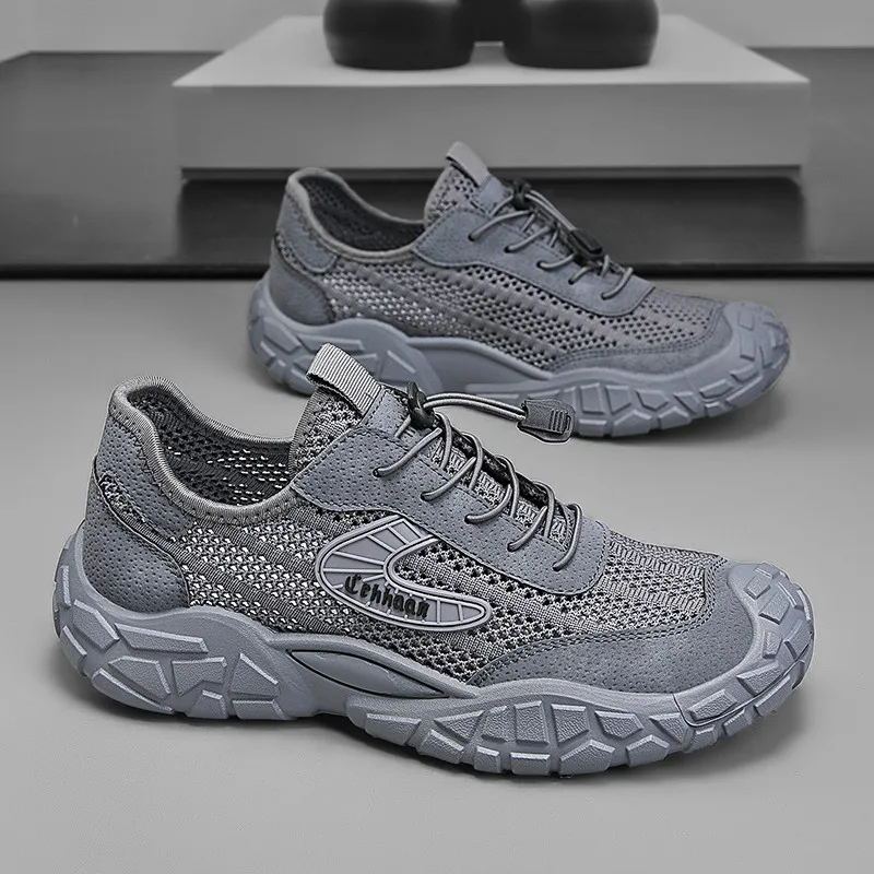 

Men's Breathable Mesh Sports Casual Work Shoes Summer Anti-slip Wear-resistant Slip-on Office Shoes Korean Style Low-top