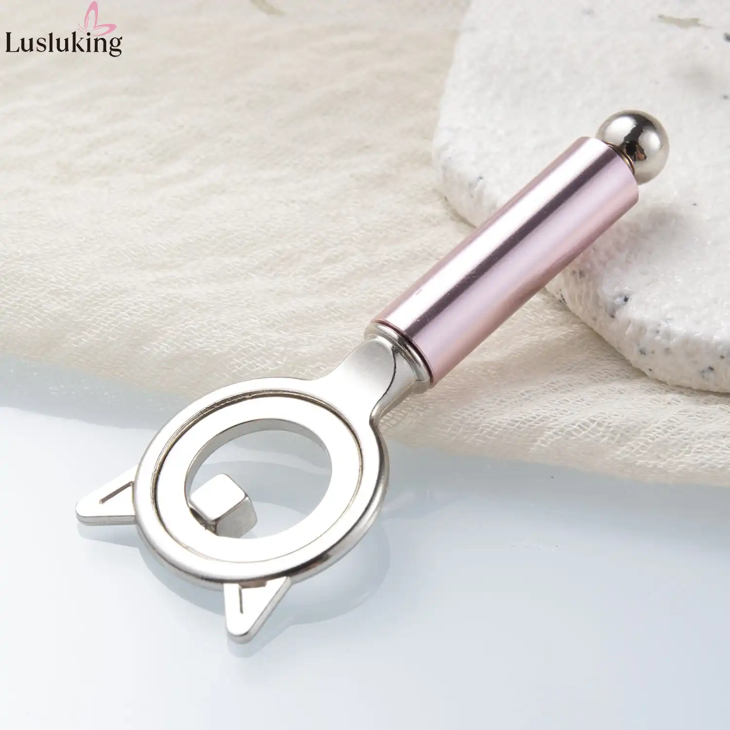 Cat Eye Nail Magnet with Magnetic Ball, Fast Hollow Side Light Glass Bead Effect Manicure Tool For DIY Salon Cute Cat Ear Shape