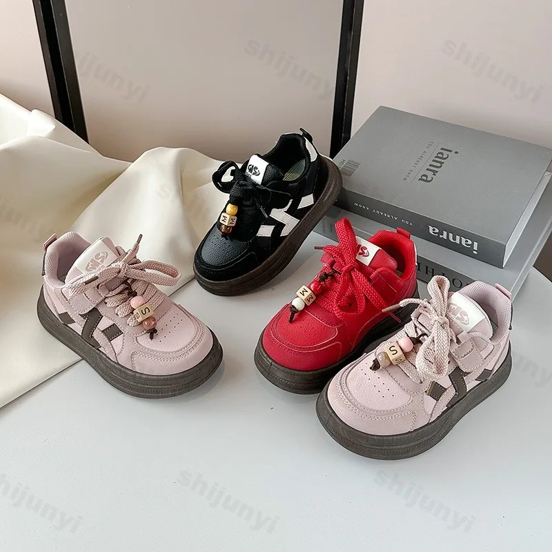 

Детская повседневная спортивная обувь для девочек, осенние кроссовки 2025 года, Нескользящие удобные модные кроссовки, детская уличная прогулочная обувь