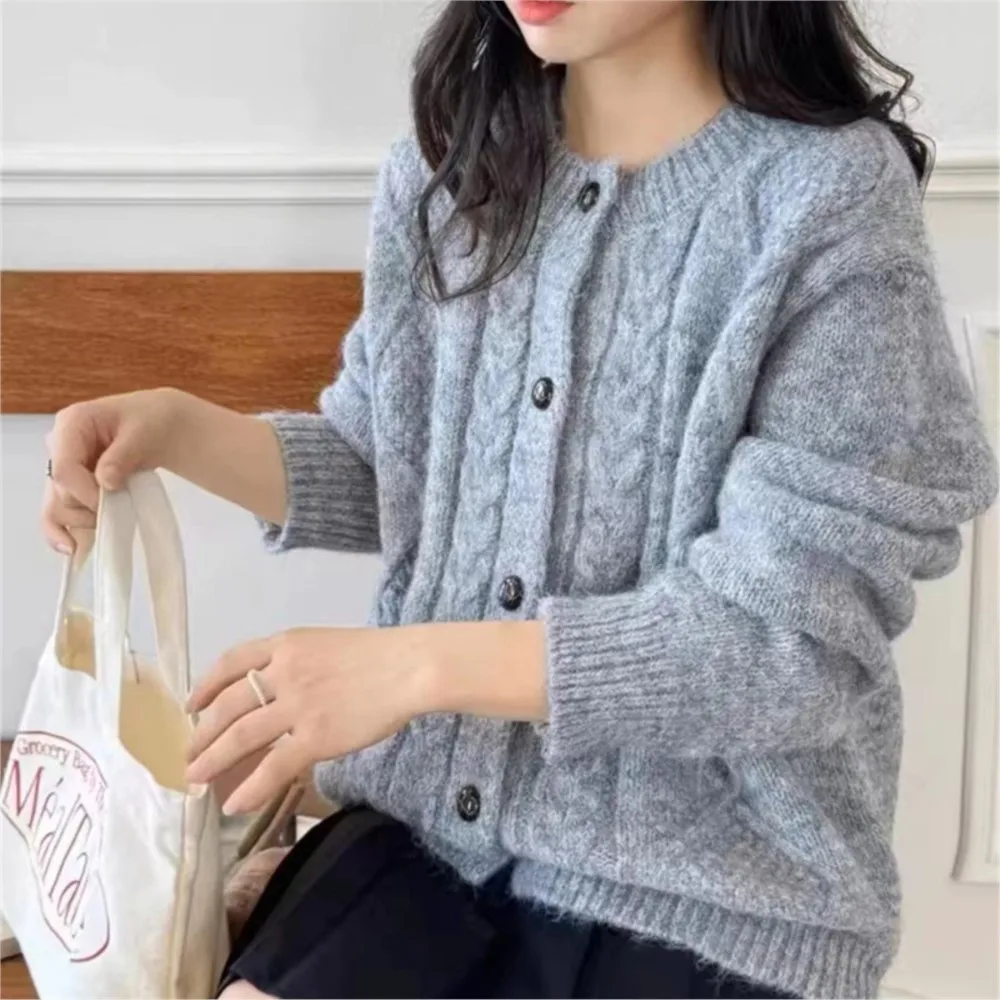 B-TOTO Design Round Neck DoughTwists Sweater Coat Is Suitable For Autumn And Winter Wear Loose Single Breasted Knitting Cardigan