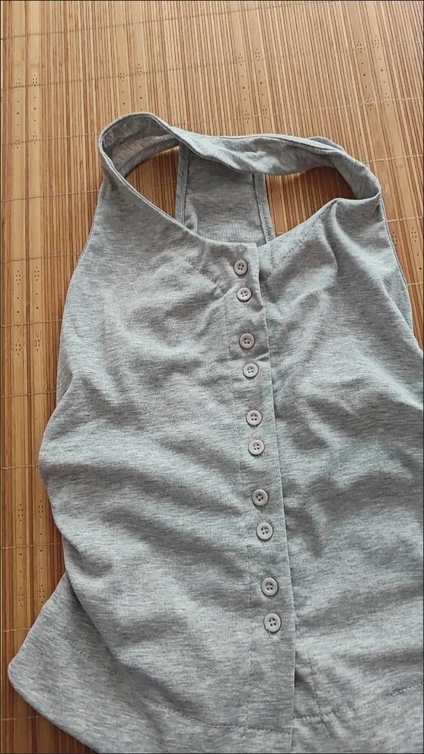 

2025 Women's Single Breasted Slim Fit T-Shirt Pleated Sleeveless Square Neck Camisole Fashion Sexy Summer Vest