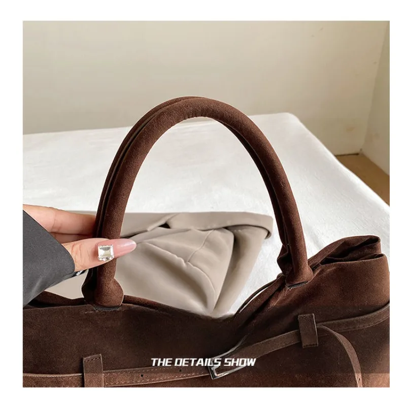 The New Bag Network Red with The Same Retro Suede Suede Tote Bag Hand Bill Shoulder Bag Simple Fashion Elegant Bags for Women