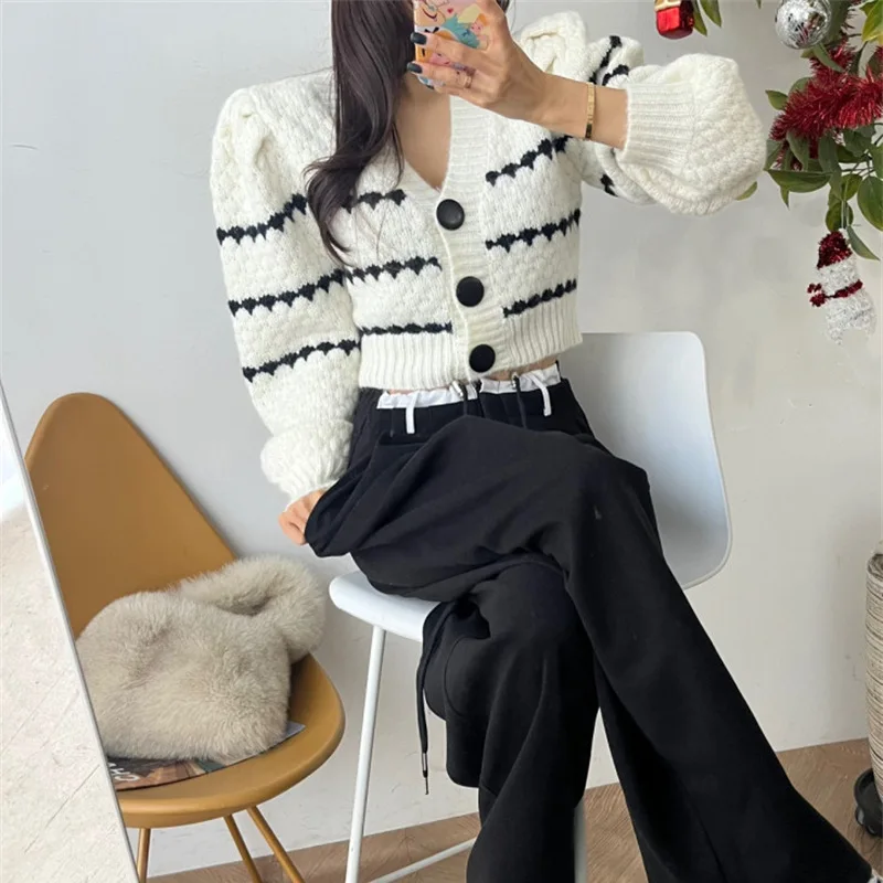 Autumn Winter Women's Ins Style V-Neck Bubble Sleeve Thick Sweater Contrasting Color Knitted Cardigan