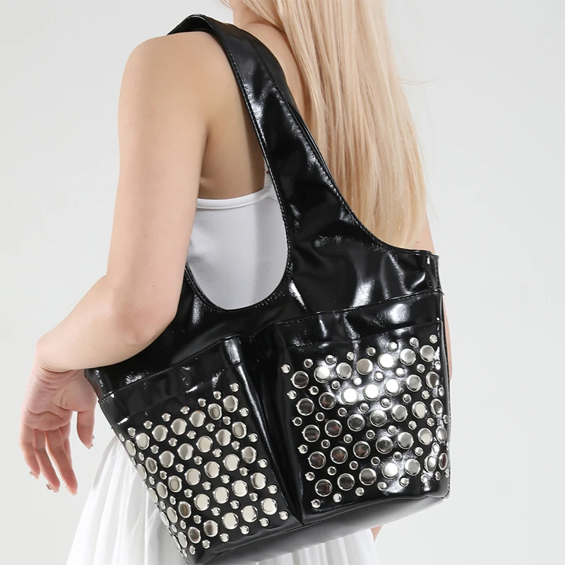 

Riveted High-end Leather Shoulder Bag Women Multi-pocket Shiny Large Capacity Tote Bag Brand Fashion Sliver Luxury Shoulder Bag