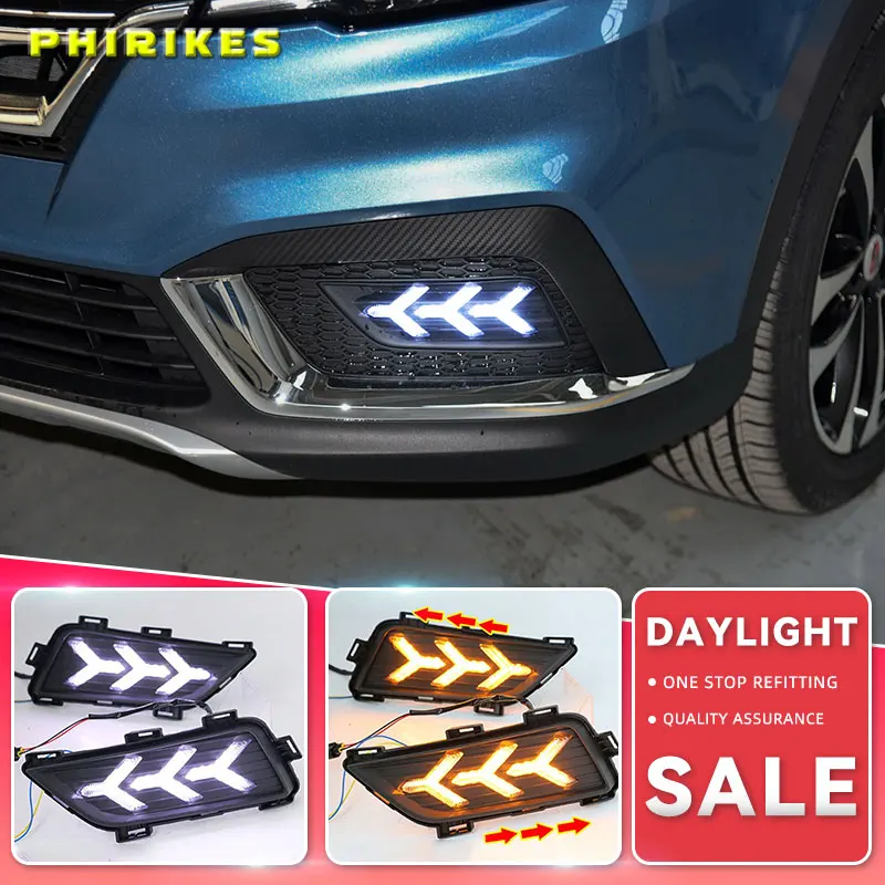 

For Roewe RX3 2018 Daytime running lights LED DRL Fog lamp driving lights with Yellow Turn Signal Function