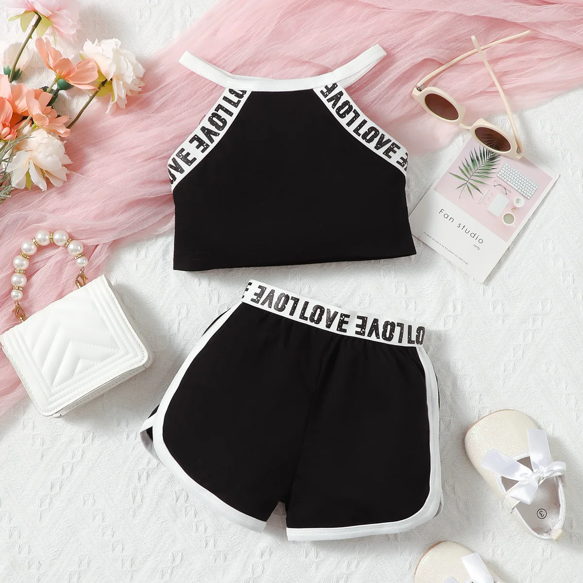 

Two piece set of baby girl baby letter elastic ribbon decorative suspender top, cute casual shorts set, summer
