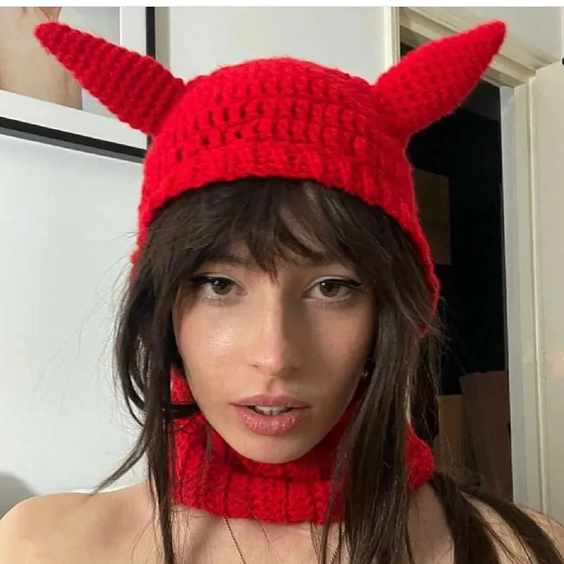 New Harajuku Women Halloween Hat Horn Shape Knitting Solid Color Color Winter Warm Loose Causal Cute Animals Ear Fashion Hot Red