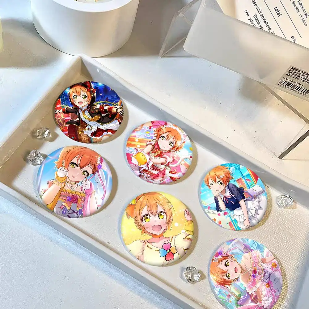 Anime-Charaktere Hoshizora Rin Rundes Abzeichen Kreative Brosche Kleidung Rucksack Accessoires Anstecknadel