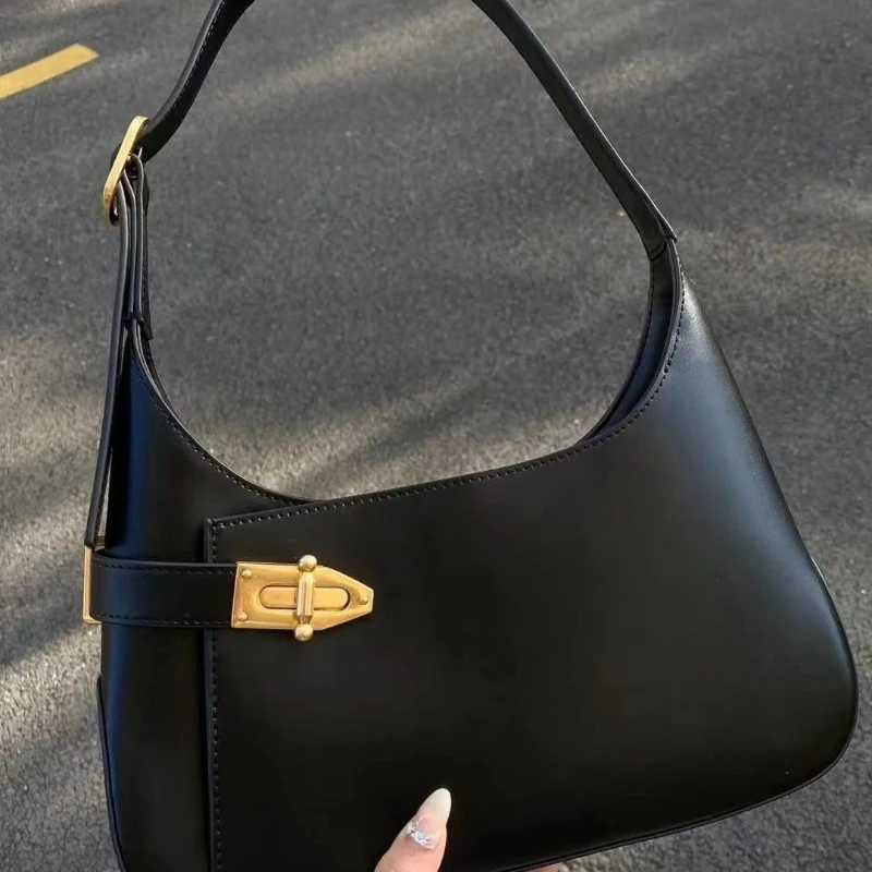 

Small niche luxury women's bag, trendy armpit bag, high-end design, fashionable single shoulder motorcycle versatile handbag