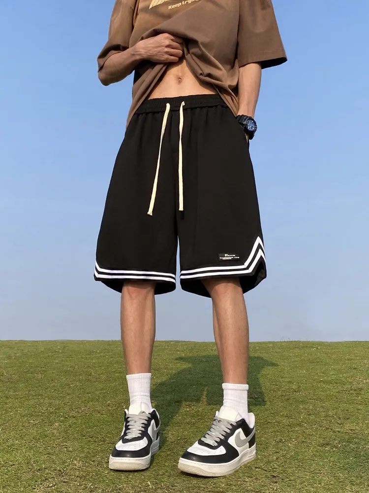 

Men's Baskeall orts Summer Thin Loose Five-Striped Spor Loose Fit Teenage Faion Casual Breathable Lightweight orts