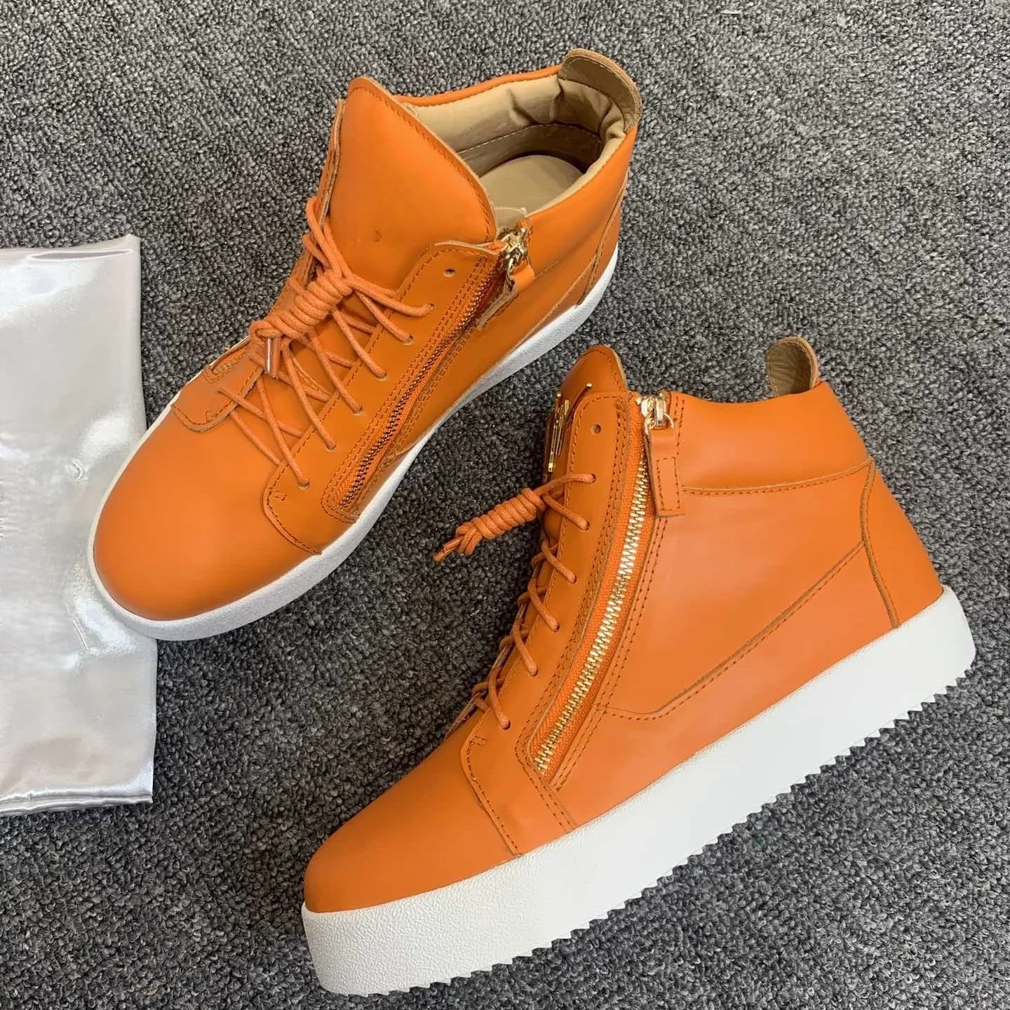 

Top Quality Classic Mens Casual Sneakers Women High-top Real Leather Tennis Luxury Brand Designer Unisex Sports shoes A889