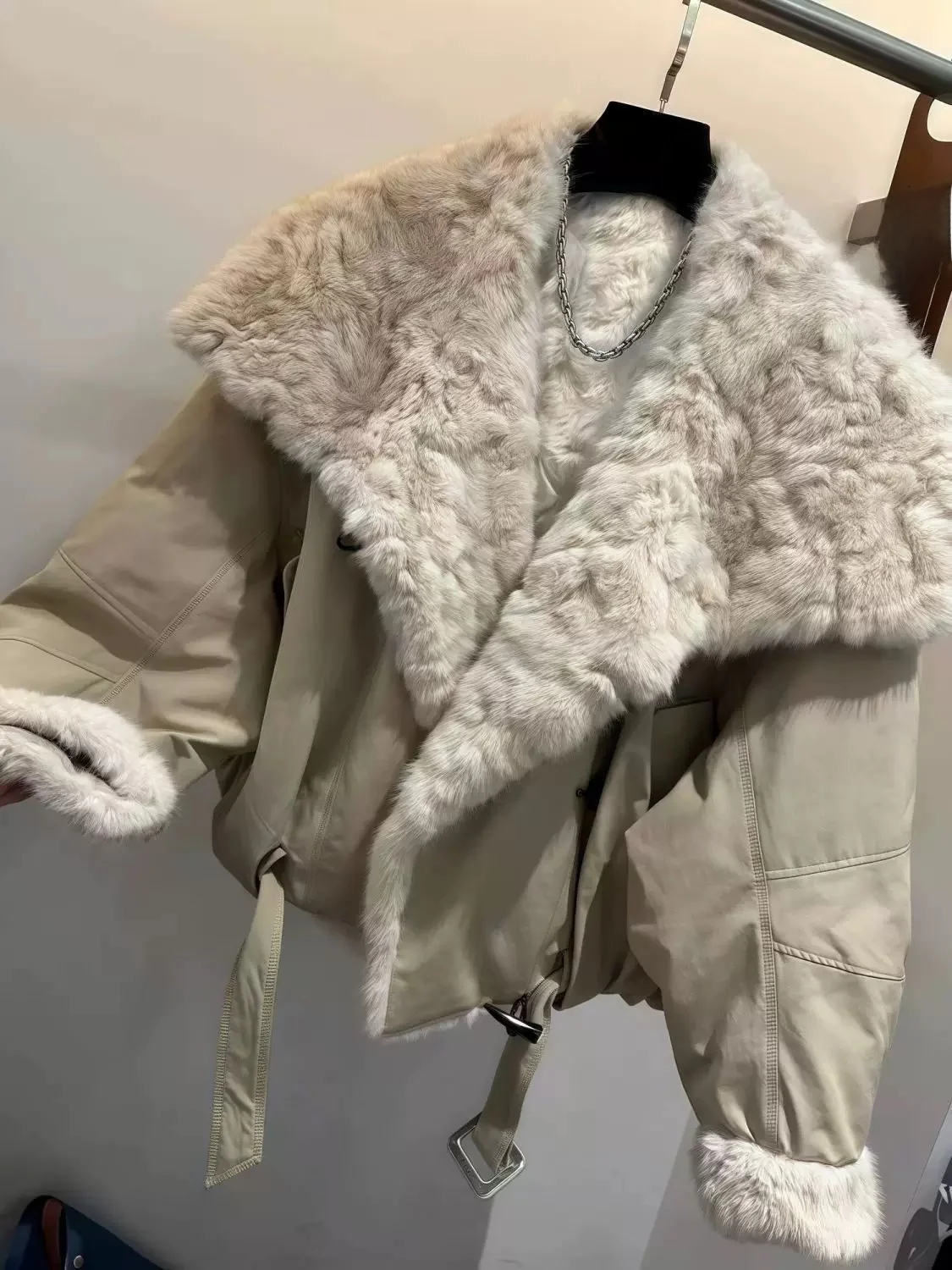 Casual Oversized Faux Fur Jacket Women's Winter New Style Loose Fit Button up Warmth Flap Coat High Collar Long Sleeve Top