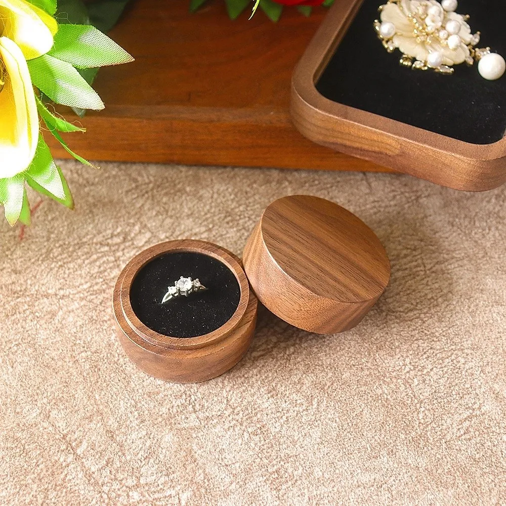 1/2 Slots Walnut Wood Rings Holder Round Wedding Rings Display Case Anti-collision Packaging Transparent Lid Rings Box