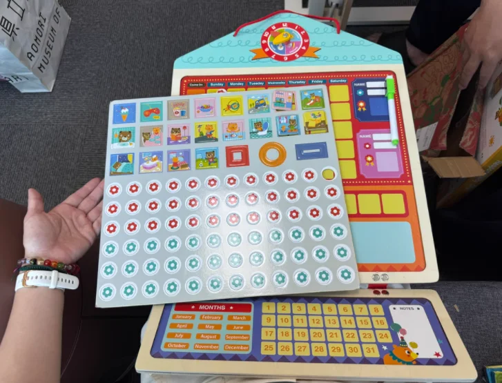 Wooden Habits Magnetic Reward Activity Responsibility Chart Calendar Kids Schedule Education Toys for Children Calendar Time Toy