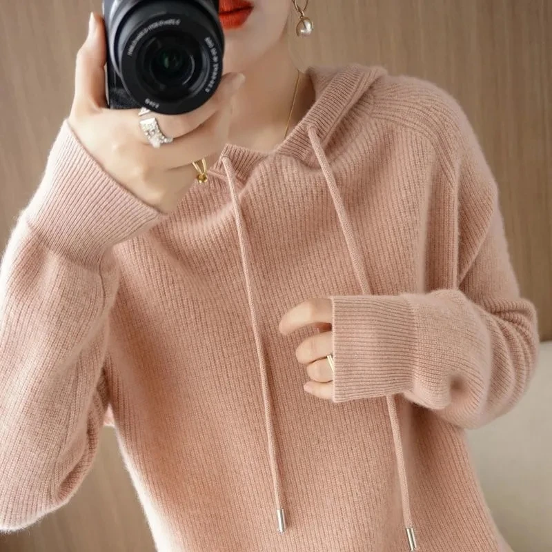 2025年秋冬新作 プルオーバーセーター レディースファッション ミドル丈 フード付き スリムニットコート 女性用カジュアルオーバーコート レディーストップス