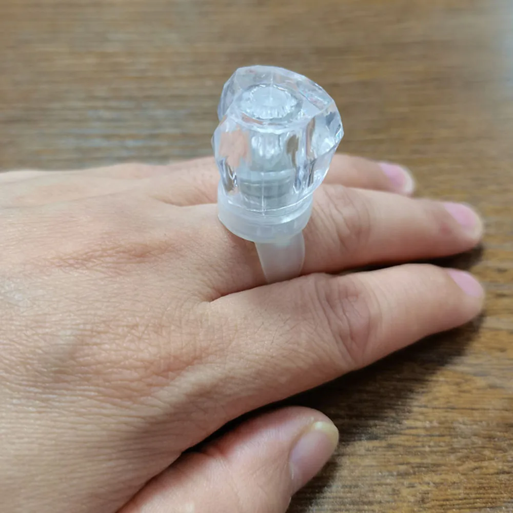 60개 작은 다채로운/순수한 색상 반지 댄스 파티 바를 위한 가벼운 맞춤형 빛나는 반지