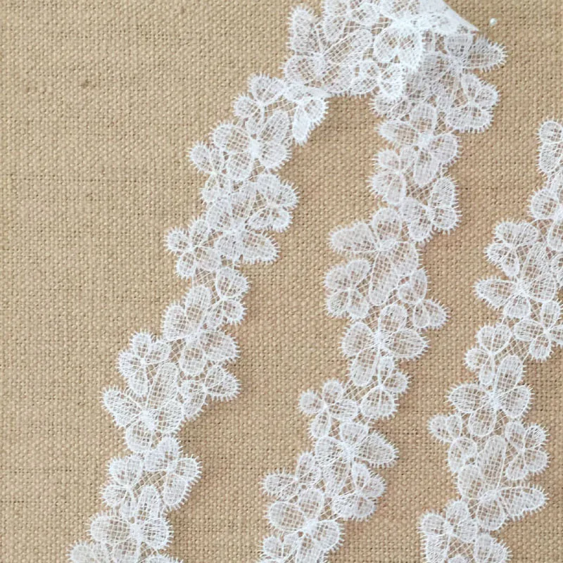 1Yard White Flower Embroidered Lace Ribbon Fabric 6CM Wide