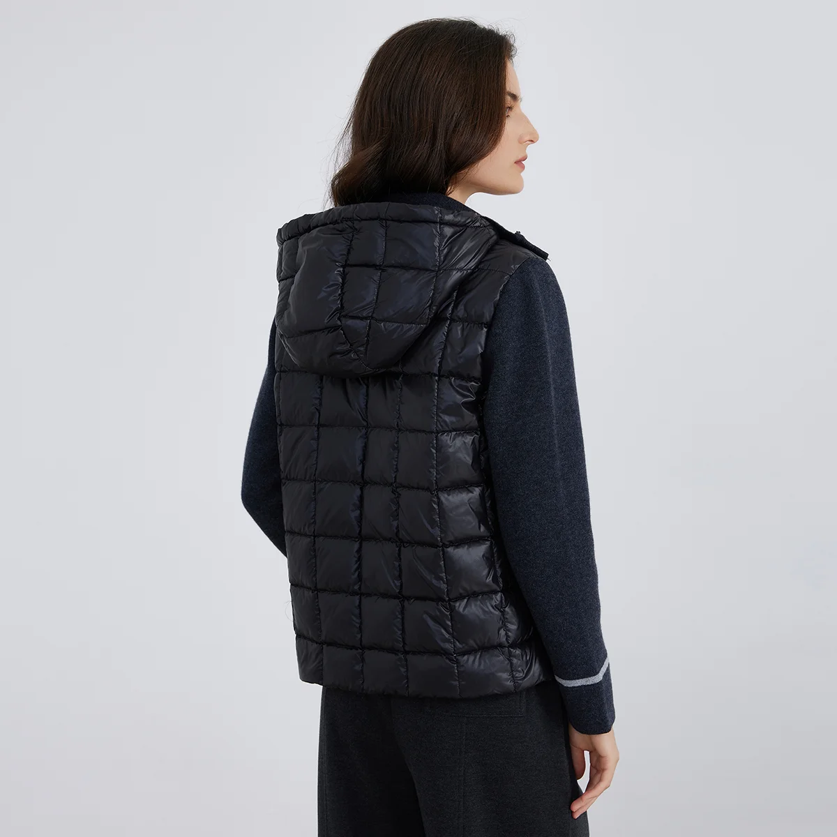 CA-48 Chaqueta de plumón blanca con empalme de lana 100% con capucha y diseño de bolsillo de un solo pecho para mujer