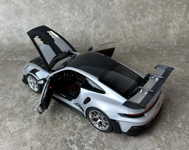 Norev 1:18 For Porsche 911 992GT3 RS 2022 Diecast Model Car Hobby White/Blue/Silver Display Ornaments Collection Boys Gifts