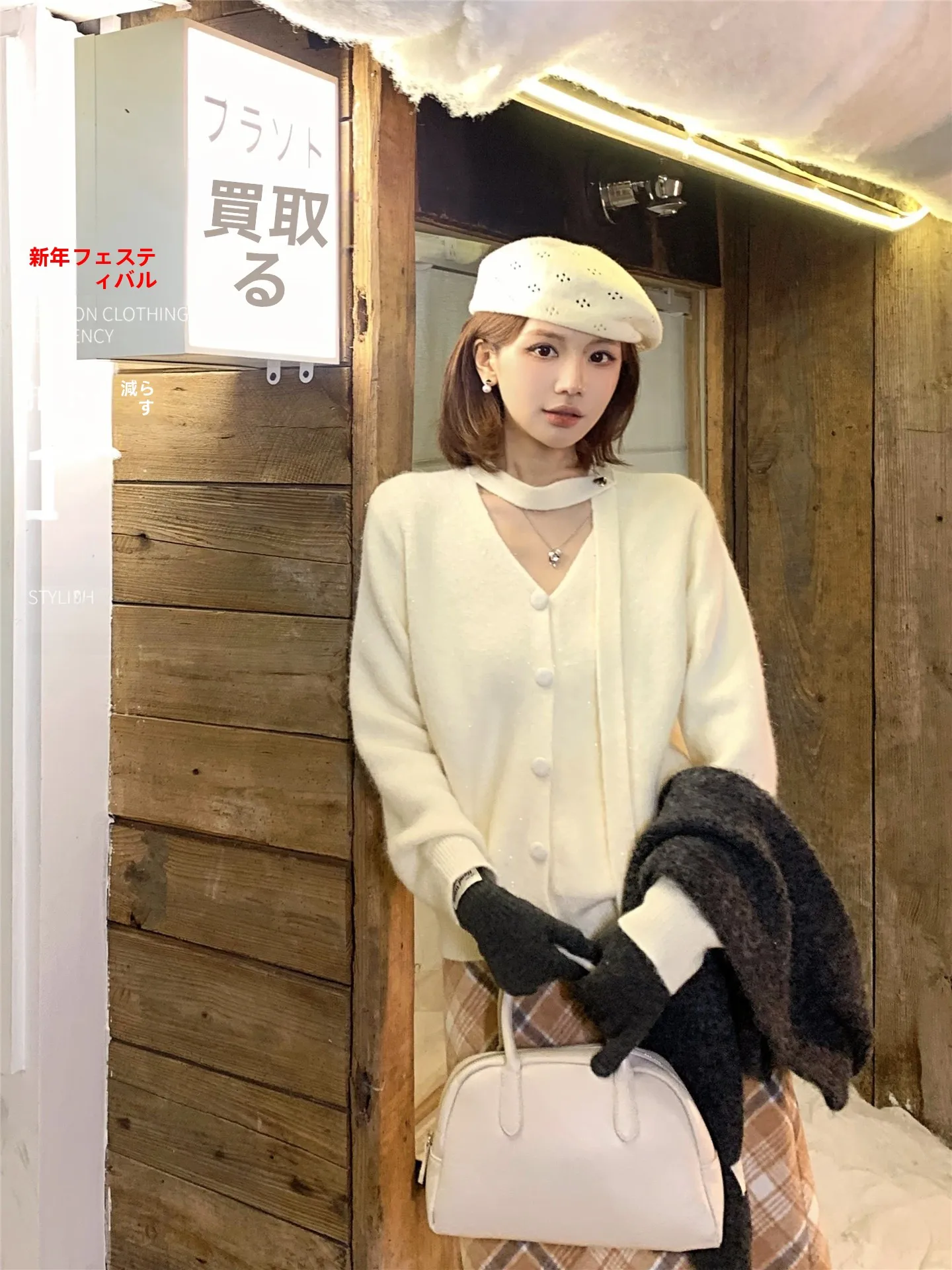 

Кардиган-свитер женский вязаный с V-образным вырезом, утепленный, универсальный, осенне-зимний, повседневный, с длинными рукавами, цвет карамельный ликер