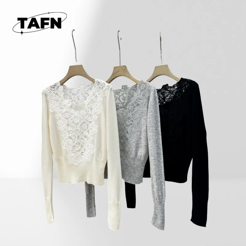 

Warm and Cozy Turtleneck Sweater for Women, Perfect for Cold Weather Cozy and Fashionable for Winter AI0941