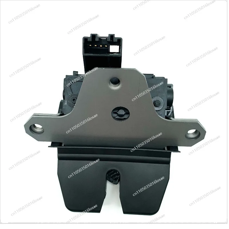 

Замок багажника Ford Focus 8M51-R442A66-AC 1570448 1743698