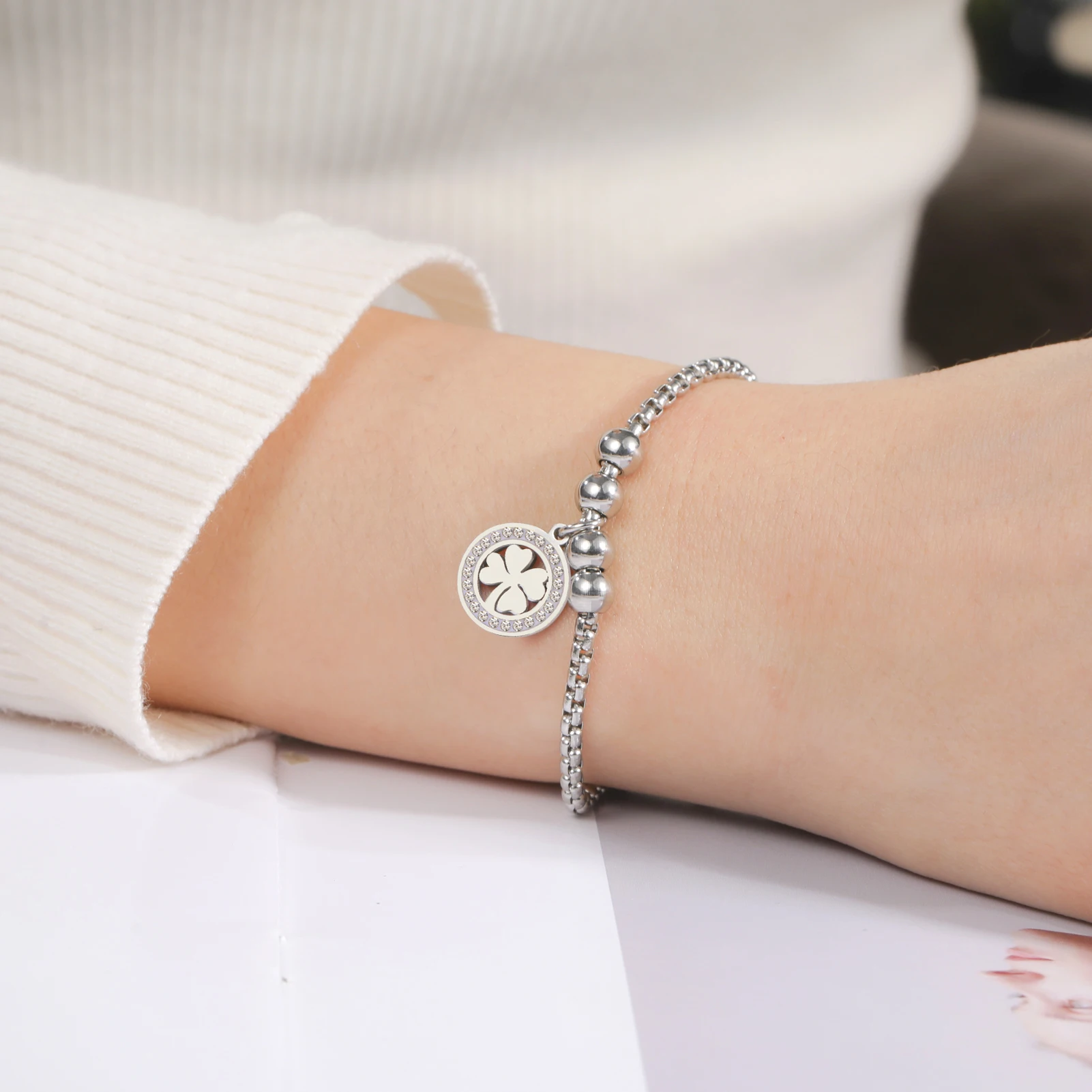 COOLTIME Edelstahl Runde Klee Armbänder Frauen Mode Klassische Zirkon Kristall Armband für Frauen Schmuck Geburtstag Geschenke – Detail 19