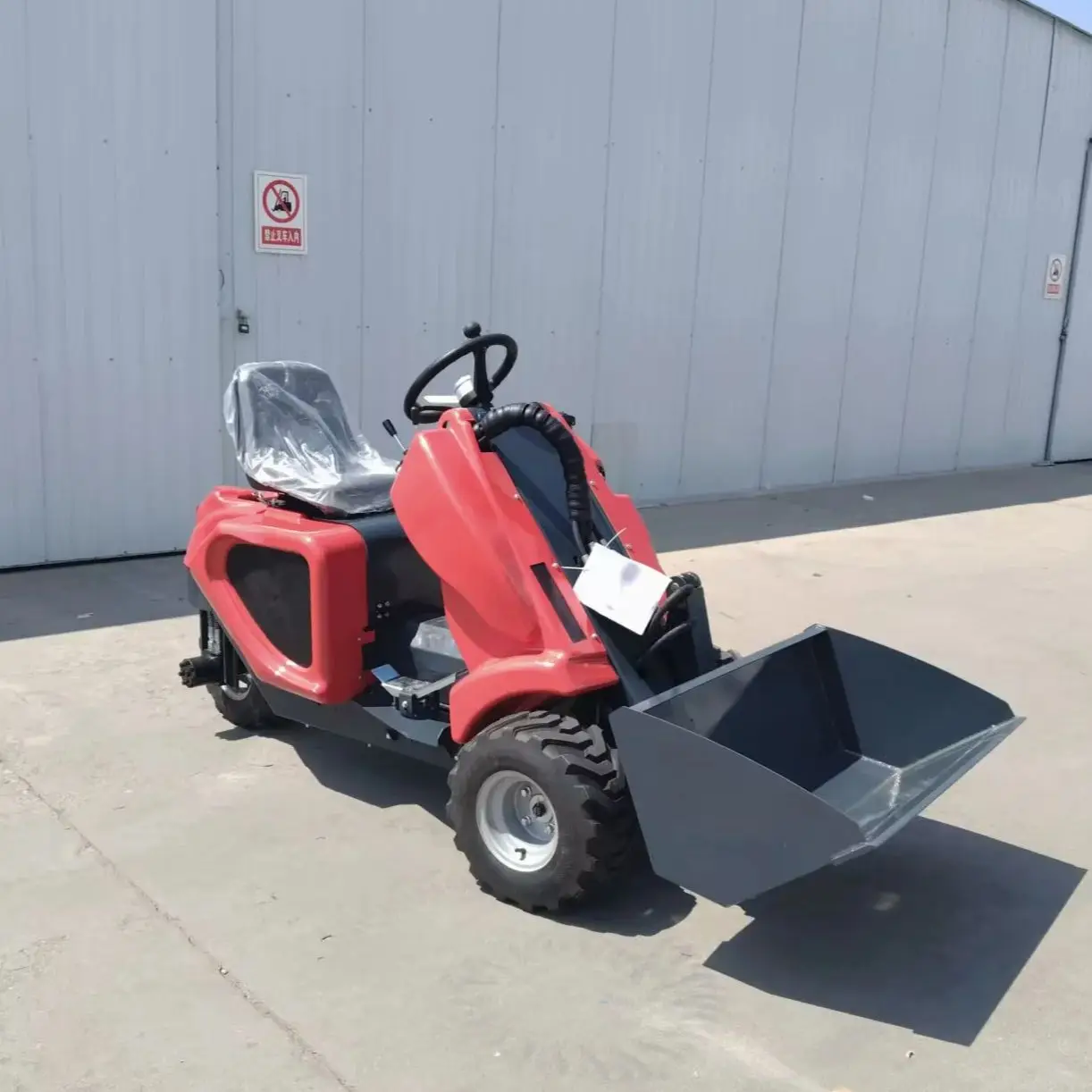 

Compact multifunctional three wheel skid steer loader for farm road maintenance cargo transfer and excavation projects