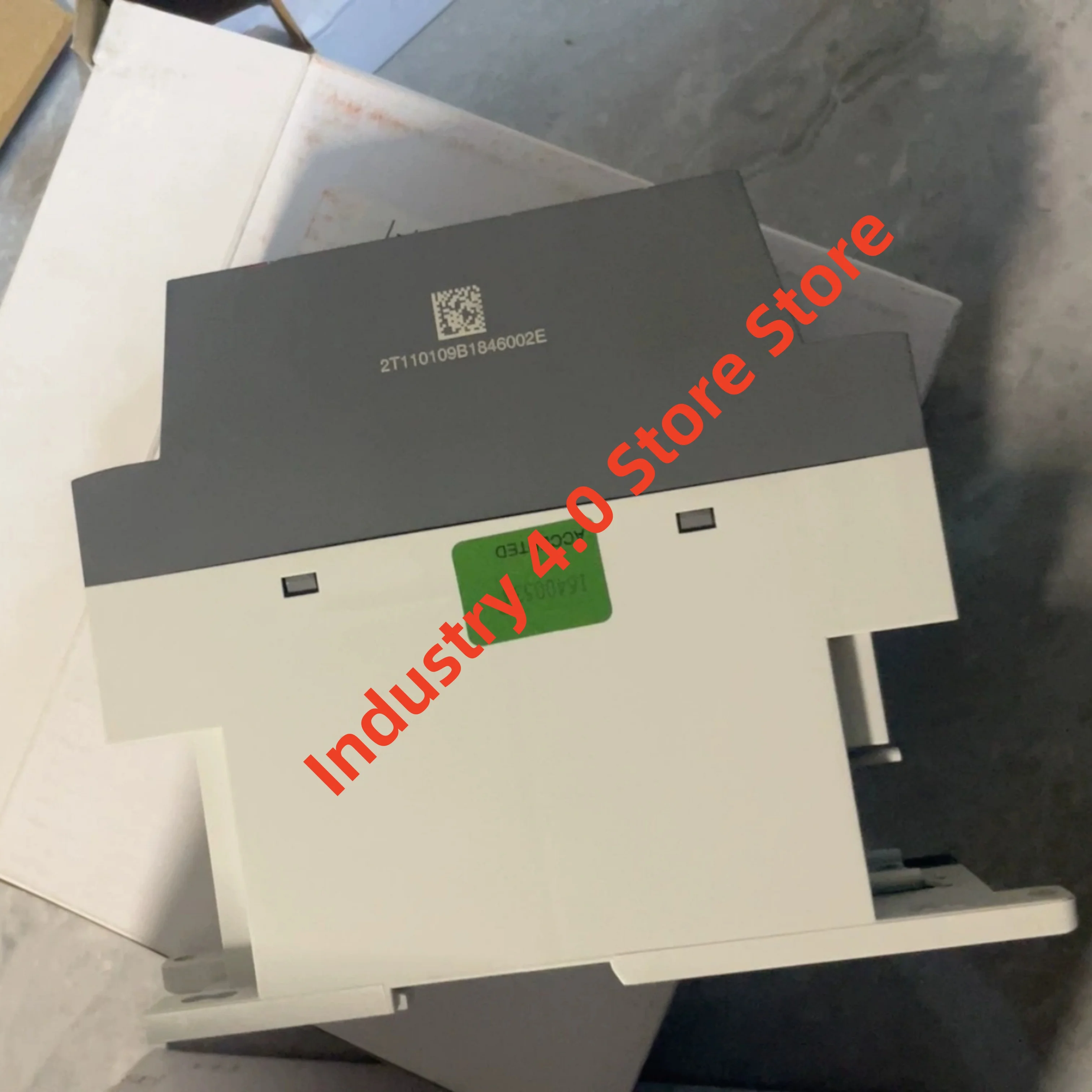 Novo na caixa PSR60-600-11 PSR72-600-11 Soft starter