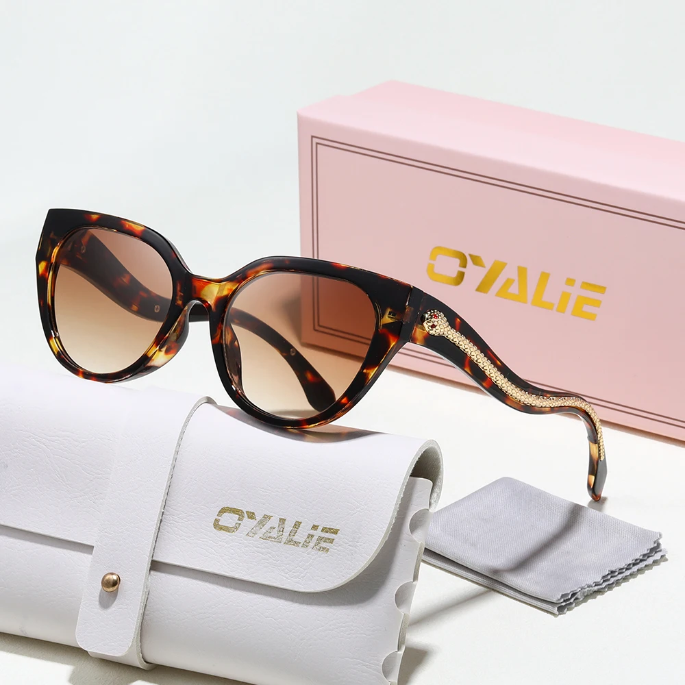 Oyalie レディース ファッショナブルなキャットアイメガ - Streetwear Brand With Eye のレビューと価格