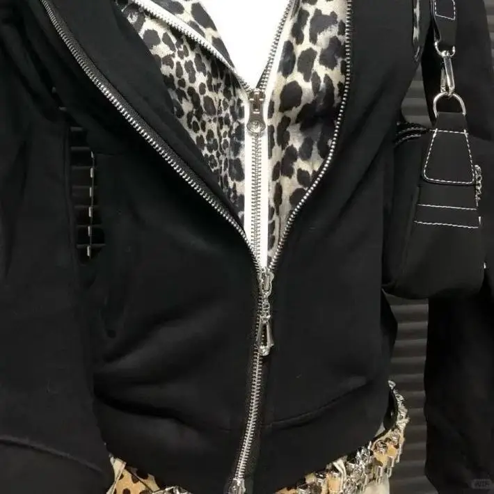 Y2K Leopard Print Fake Two Piece Black Hoodie Women Slim Fit Long Sleeve Pullover 2026 Millennial Baddie Streetwear Top