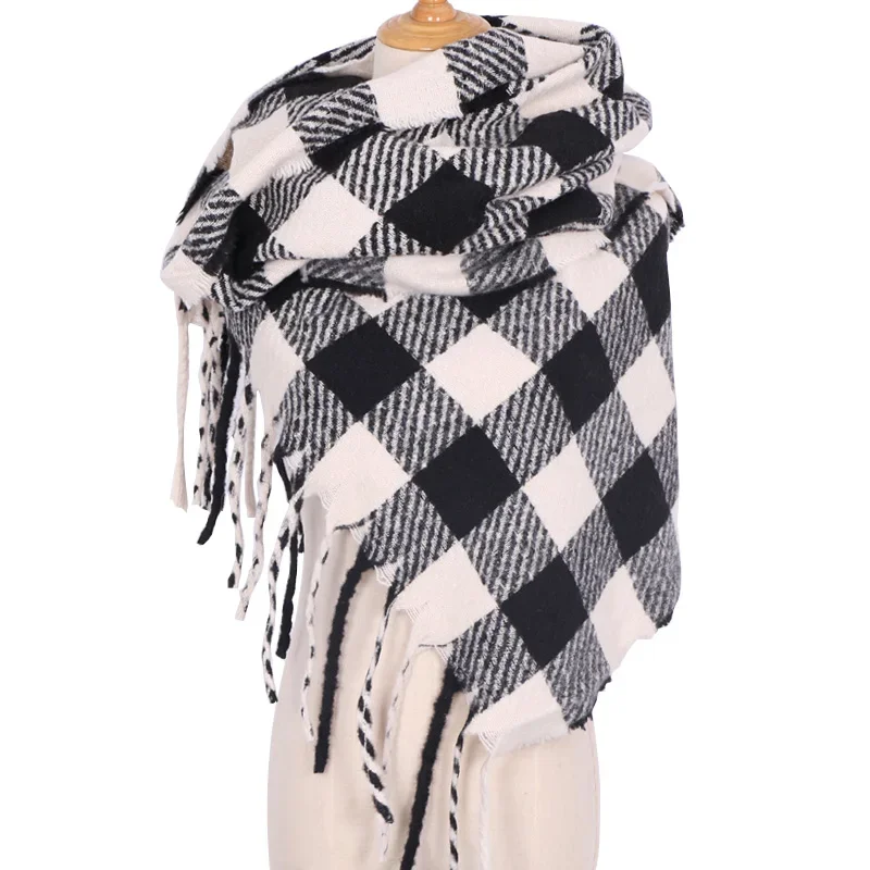 Black and White Plaid Scarf for Women in Autumn and Winter Cashmere Thickened Warmth Vintage Shawl Versatile Wrap and Cape