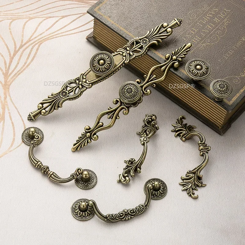 

Kitchen Cupboard Square Pulls & Cabinet Drawer Knobs, Zinc Alloy Dresser Door Hardware, Antique Bronze Bathroom Handles