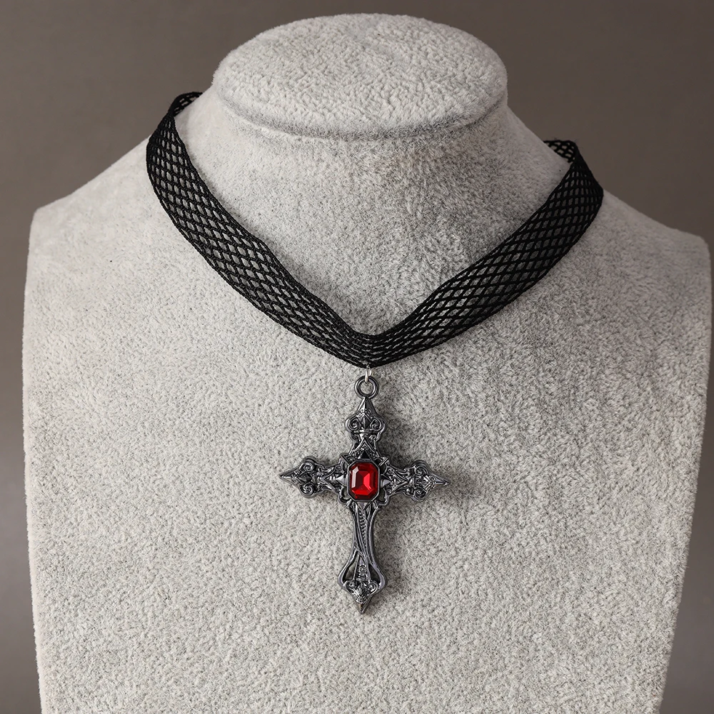 Aihua Neo-Gothic Victoria Kreuz Halskette für Frauen Vintage Ästhetik Grunge Y2K Spitzenhalskette Choker Schmuck Geschenke – Detail 3
