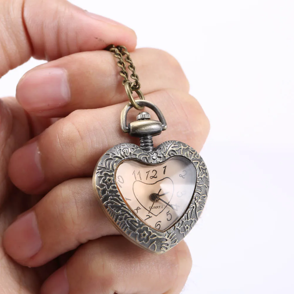 Fashion Vintage Retro Quartz Pocket Watch Love Heart Shape Glass Pendant Sweater Chain Clock Necklace Gifts LL@17