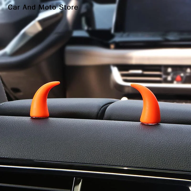【CMO】قطعتان من ملصقات زينة عجل - مراجعة Car Accessories Sticker وسعره