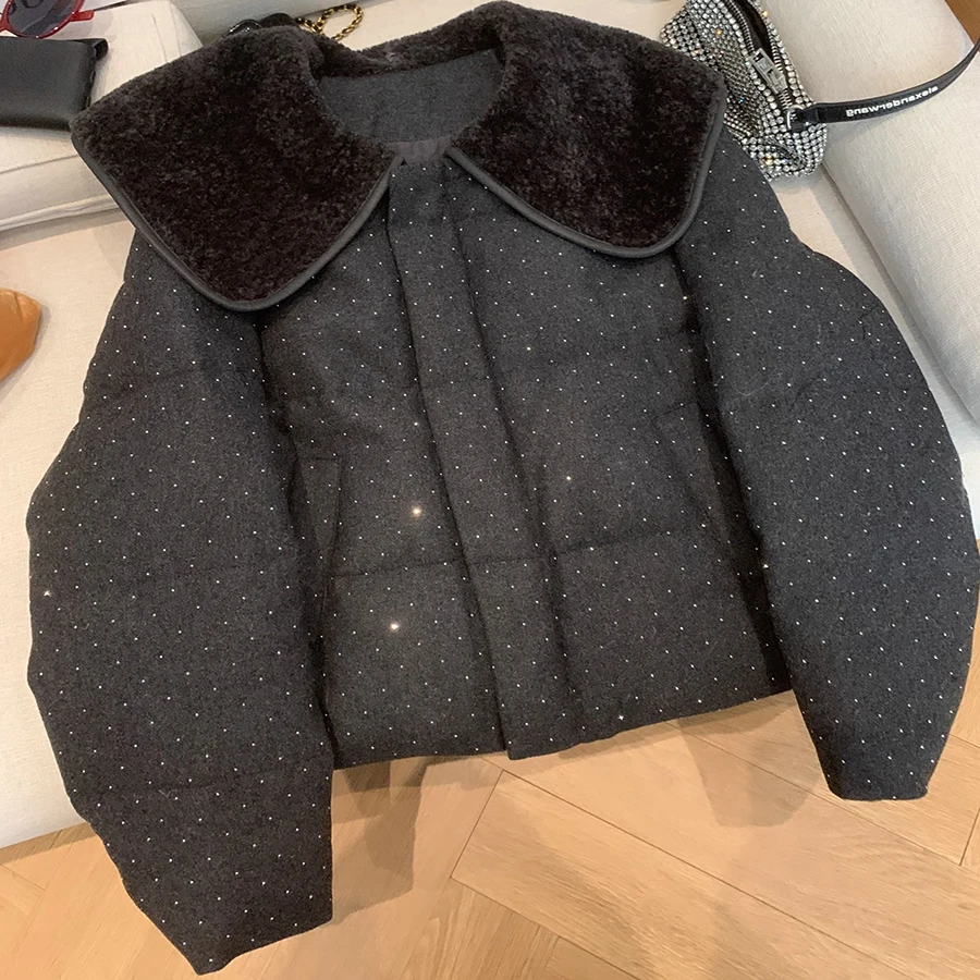 

Черная хлопковая одежда в горошек для женщин, зимняя новая плюшевая кукольная теплая стеганая куртка с воротником, модные утепленные пальто с длинными рукавами