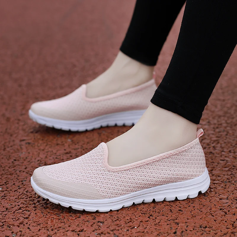 Women Mesh Walking Shoes Fitness Light Loafer Summer Sports Outdoor Comfortable Flats Breathable Sneakers Big Size 35-42 Sandals