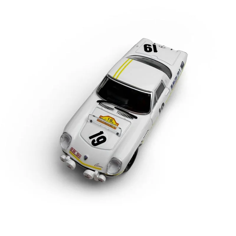 

*PreSale* Model Model 1:64 Cosmo Sport No.19 of Marathon De La Route / 1968 white Diecast Model Car